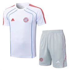 Kinder FC Bayern München Trainingstrikot + Shorts 2025-26 Weiß