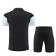 Kinder Liverpool Trainingstrikot + Shorts 2026-27 Schwarz