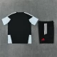Kinder Liverpool Trainingstrikot + Shorts 2026-27 Schwarz