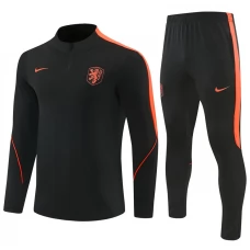 Kinder Niederlande Trainingsanzug 2026-27 - 1-4 Zip Schwarz Kinder Niederlande Trainingsanzug 2026-27 - 1-4 Zip Schwarz