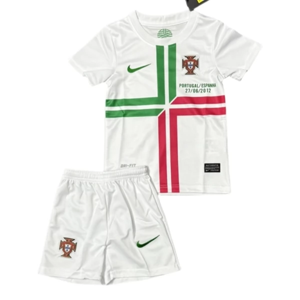Portugal Retro Auswärts Trikot Set Kinder 2012 Portugal Retro Auswärts Trikot Set Kinder 2012