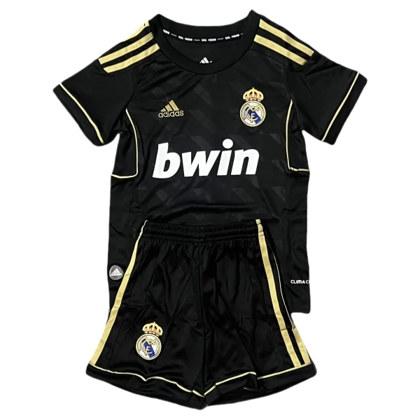 Real Madrid Retro Auswärts Trikot Set Kinder 2011-12 Real Madrid Retro Auswärts Trikot Set Kinder 2011-12