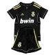 Real Madrid Retro Auswärts Trikot Set Kinder 2011-12 Real Madrid Retro Auswärts Trikot Set Kinder 2011-12