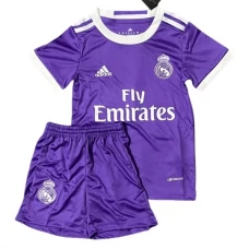 Real Madrid Retro Auswärts Trikotsatz Kinder 2016-17 Real Madrid Retro Auswärts Trikotsatz Kinder 2016-17