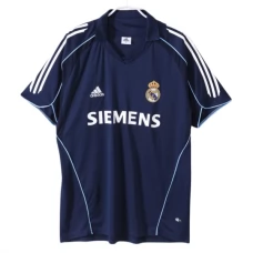 Real Madrid Retro Auswärtstrikot 2005-06 Real Madrid Retro Auswärtstrikot 2005-06