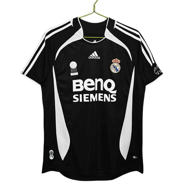 Real Madrid Retro Ausweichtrikot 2006-07 Real Madrid Retro Ausweichtrikot 2006-07