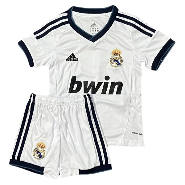 Real Madrid Retro Heim Trikot Set Kinder 2012-13 Real Madrid Retro Heim Trikot Set Kinder 2012-13