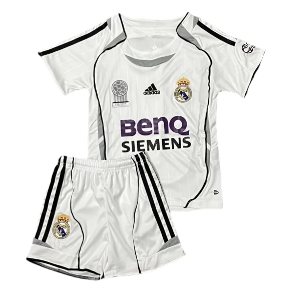 Real Madrid Retro Heim Trikotsatz Kinder 2006-07 Real Madrid Retro Heim Trikotsatz Kinder 2006-07
