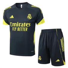 Real Madrid Trainingstrikot + Shorts 2025-26 Schwarz