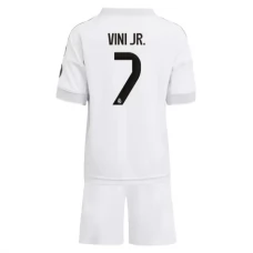 Real Madrid Vini Jr. 7 Heim Trikotsatz Kinder 2025-26 Real Madrid Vini Jr. 7 Heim Trikotsatz Kinder 2025-26